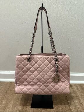 Michael Kors Quilted Pink Shoulder bag